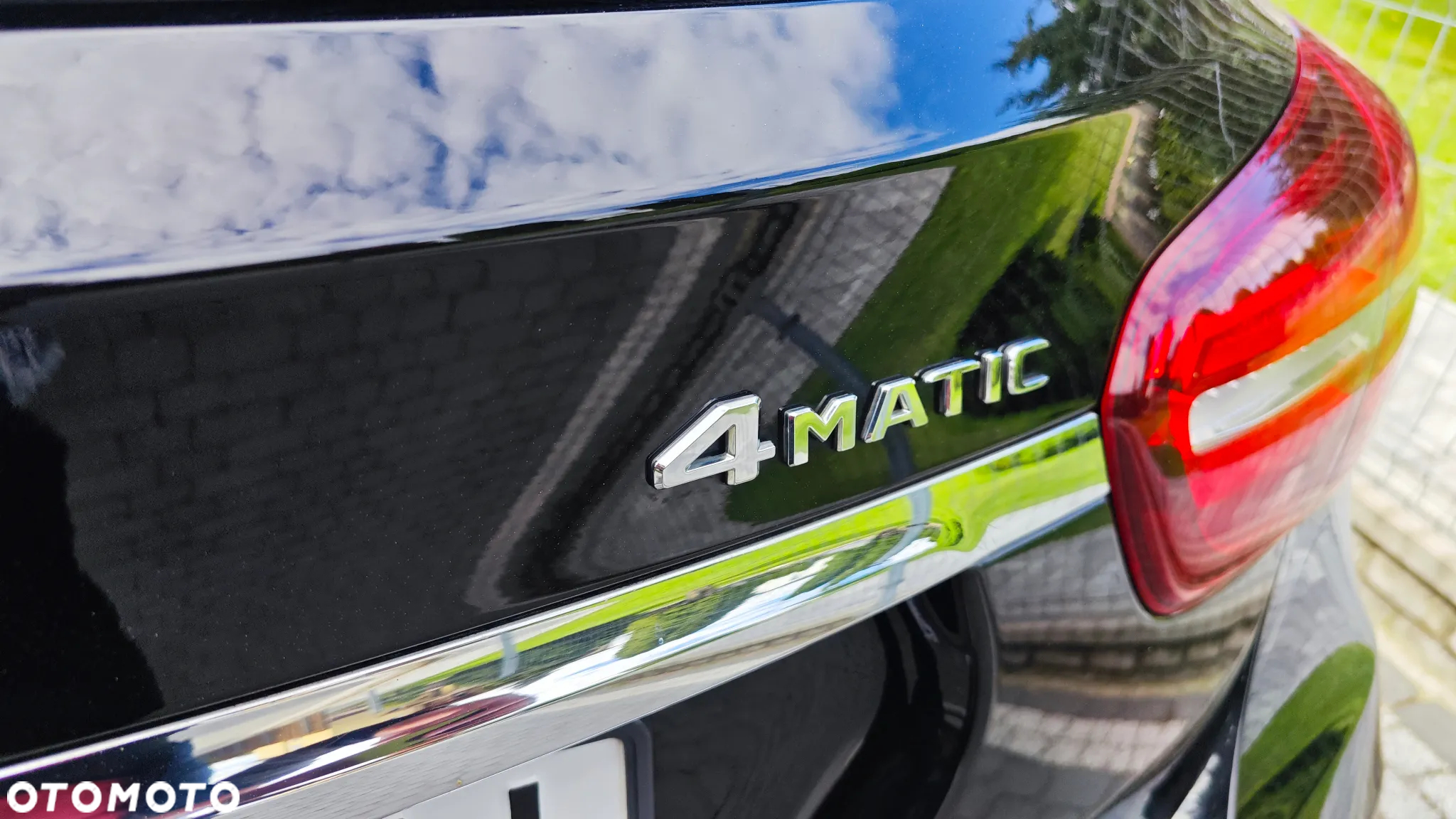 Mercedes-Benz GLA 220 4-Matic Urban - 16