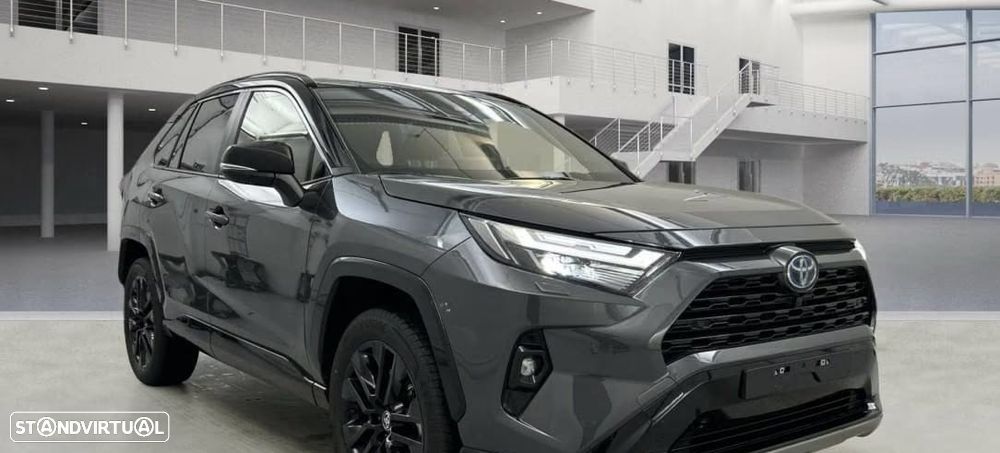 Toyota RAV4 - 6