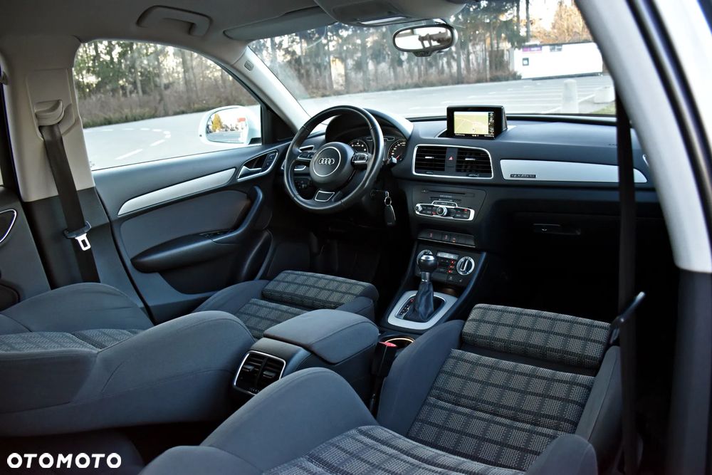 Audi Q3 - 40
