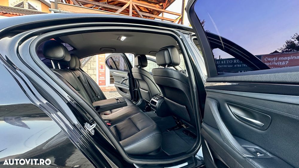 BMW Seria 5 520d - 7
