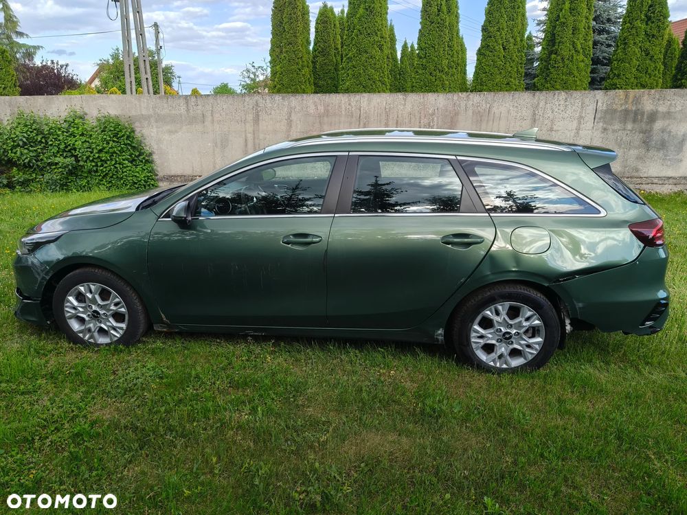 Kia Ceed 1.6 CRDi (48V Mild-Hybrid) Vision - 6