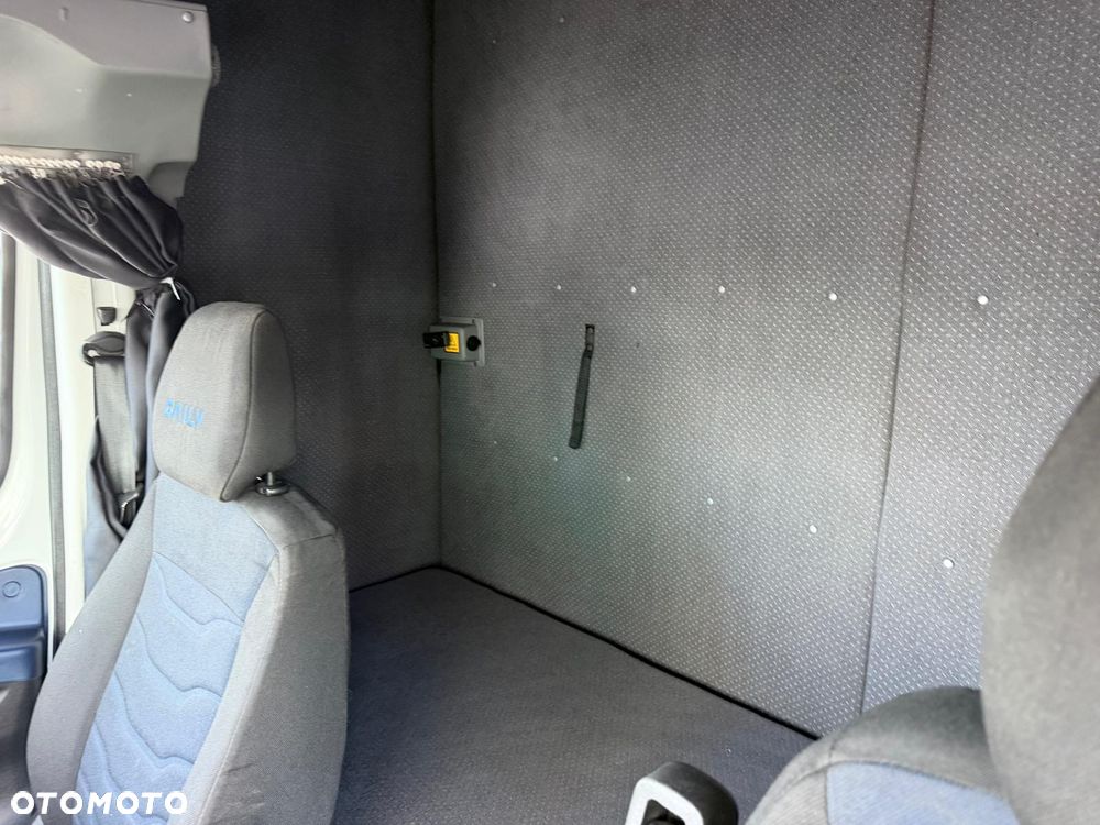 Iveco Daily 35S18 - 12