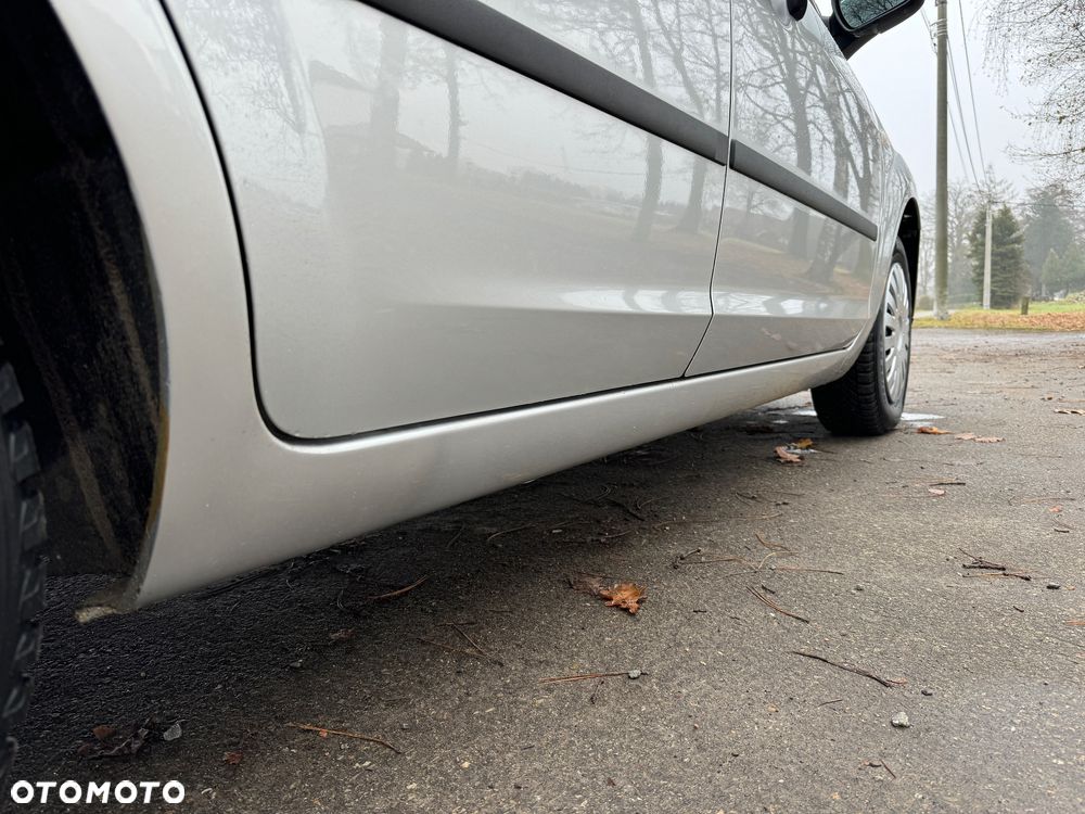 Ford Focus 1.6 16V Trend - 18