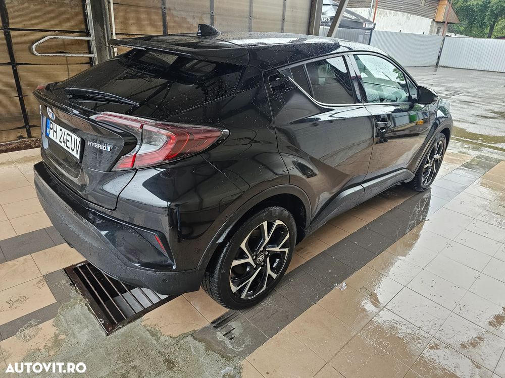 Toyota C-HR 1.8 HSD 4x2 CVT C-enter - 12