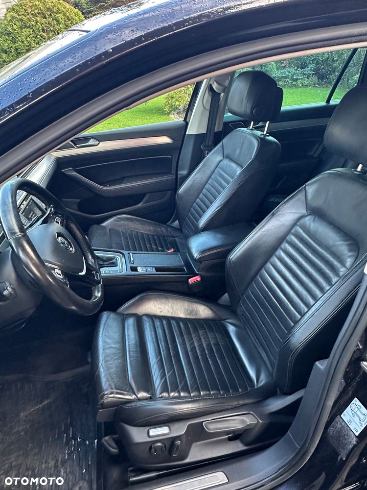Volkswagen Passat 2.0 TDI SCR 4Mot DSG Highline - 13