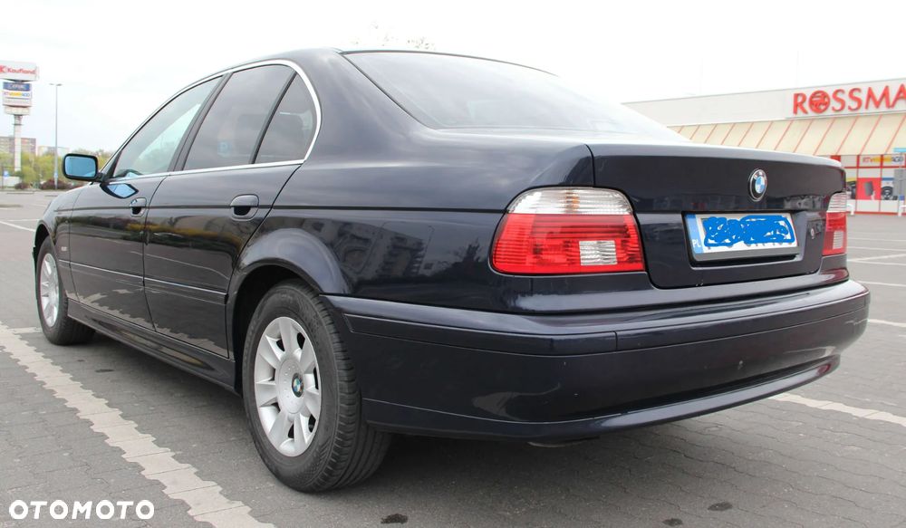 BMW Seria 5 520i - 5
