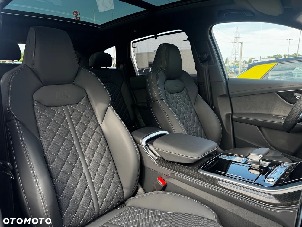 Audi Q7 TFSI e PHEV 360 kW Quattro S Line Tiptr - 39