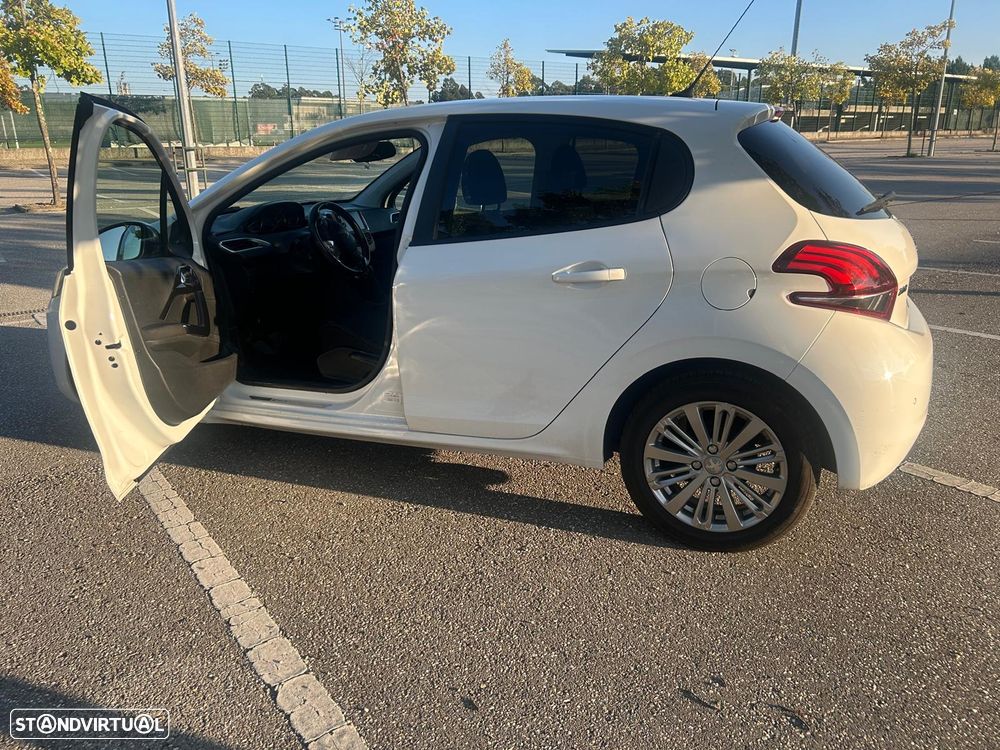 Peugeot 208 1.6 BlueHDi Style - 2
