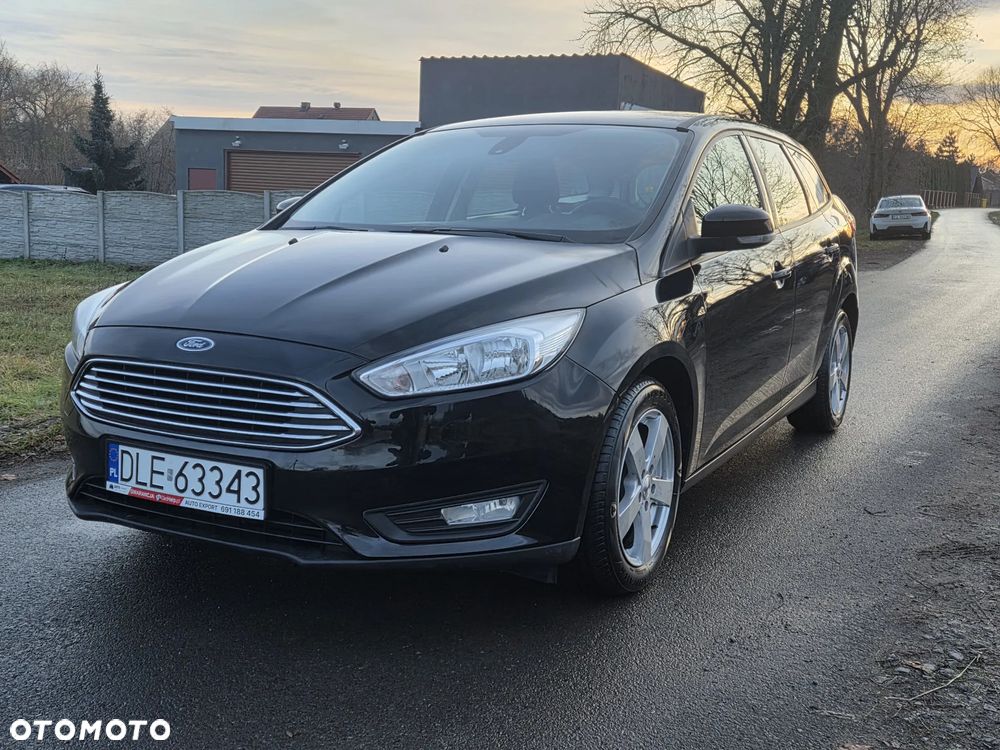Ford Focus 1.6 SYNC Edition - 2