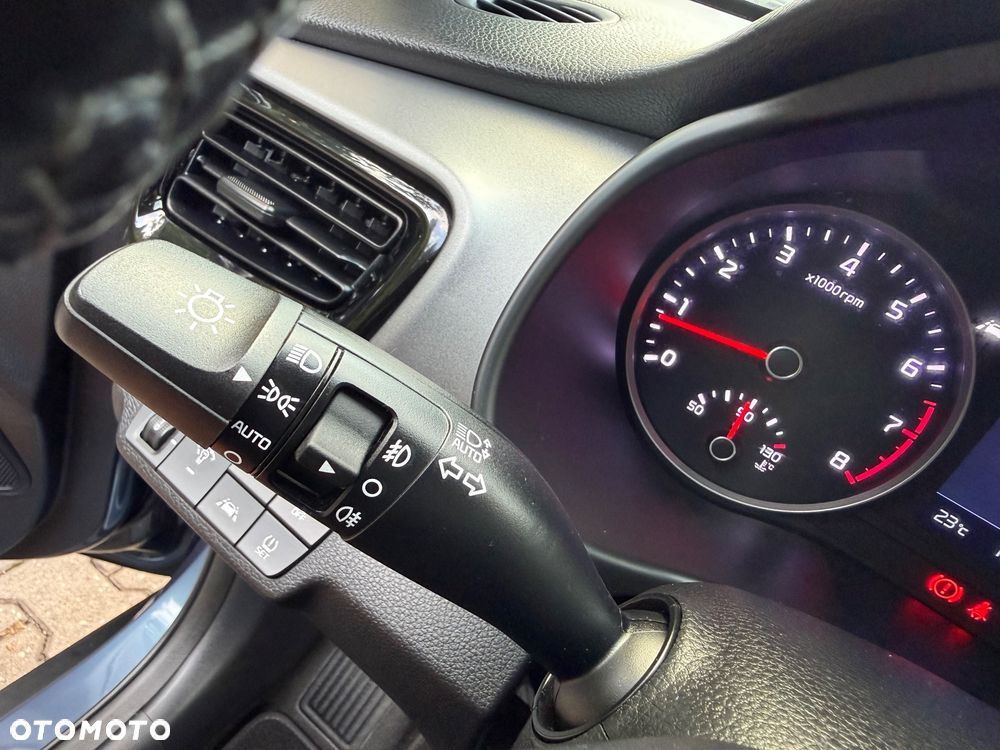 Kia Stonic 1.4 L - 26