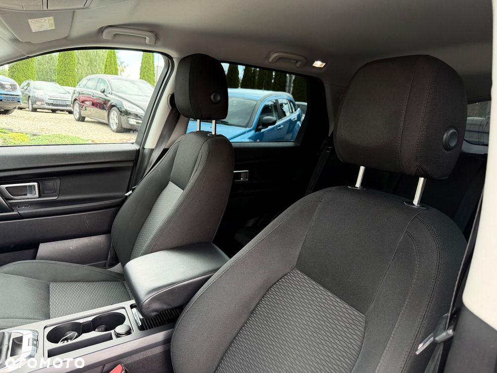 Land Rover Discovery Sport TD4 SE - 11
