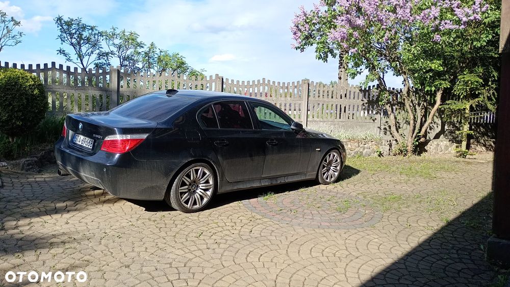 BMW Seria 5 550i Sport-Aut Edition Sport - 1