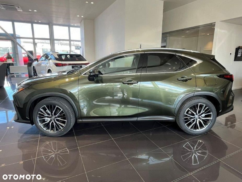 Lexus NX 350h Omotenashi AWD - 4