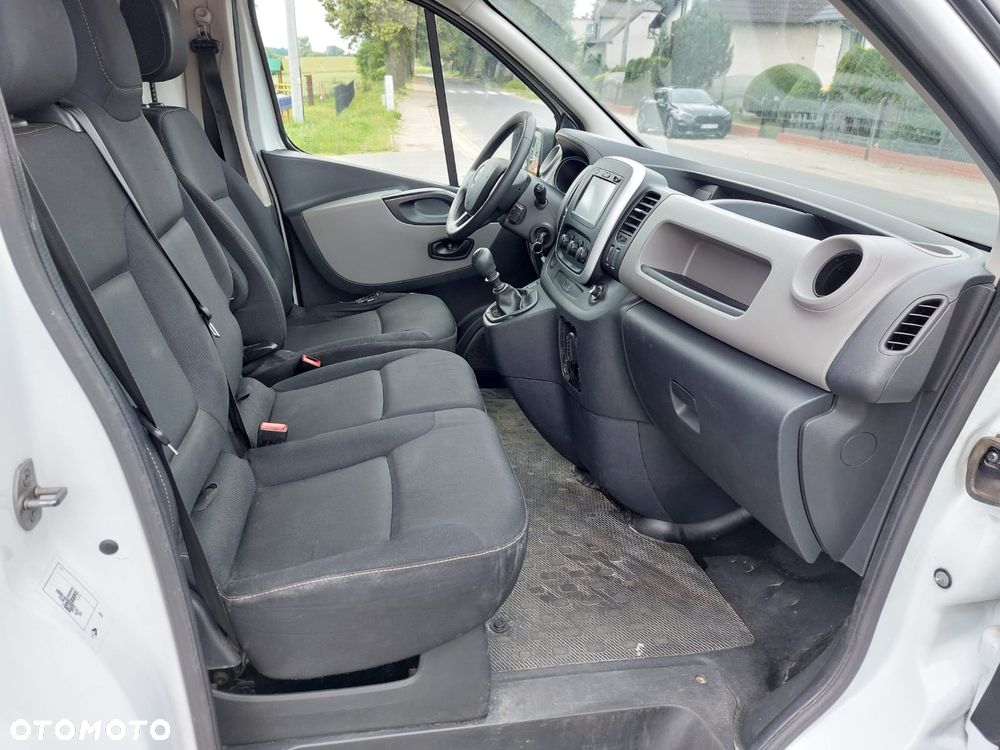 Renault TRAFIC - 13