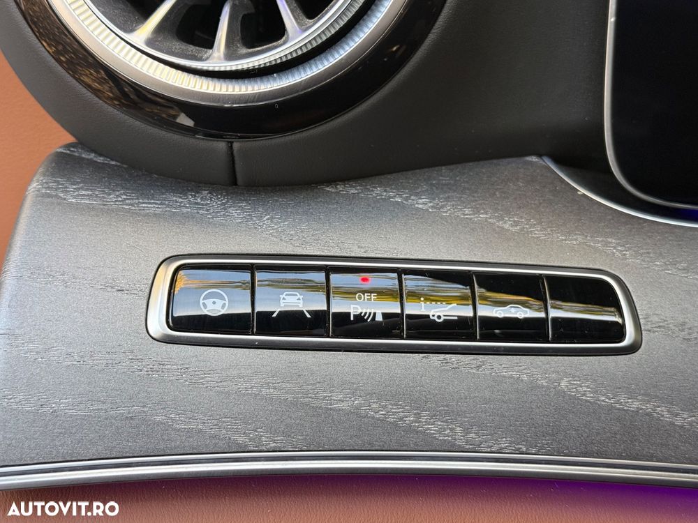 Mercedes-Benz AMG GT 4-door Coupe 63 S 4Matic+ - 8