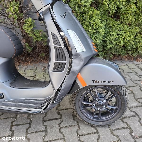 Vespa GTS - 12