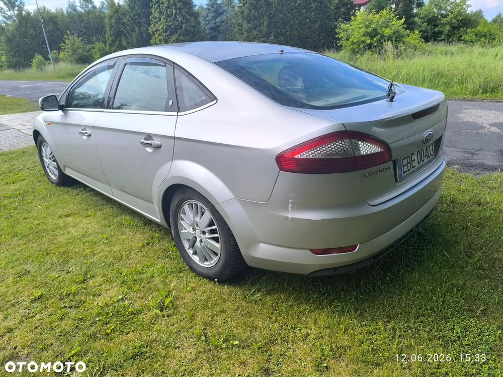 Ford Mondeo 2.3 Ghia - 5