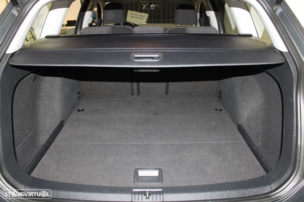 VW Golf Variant 1.6 TDi Confortline - 28