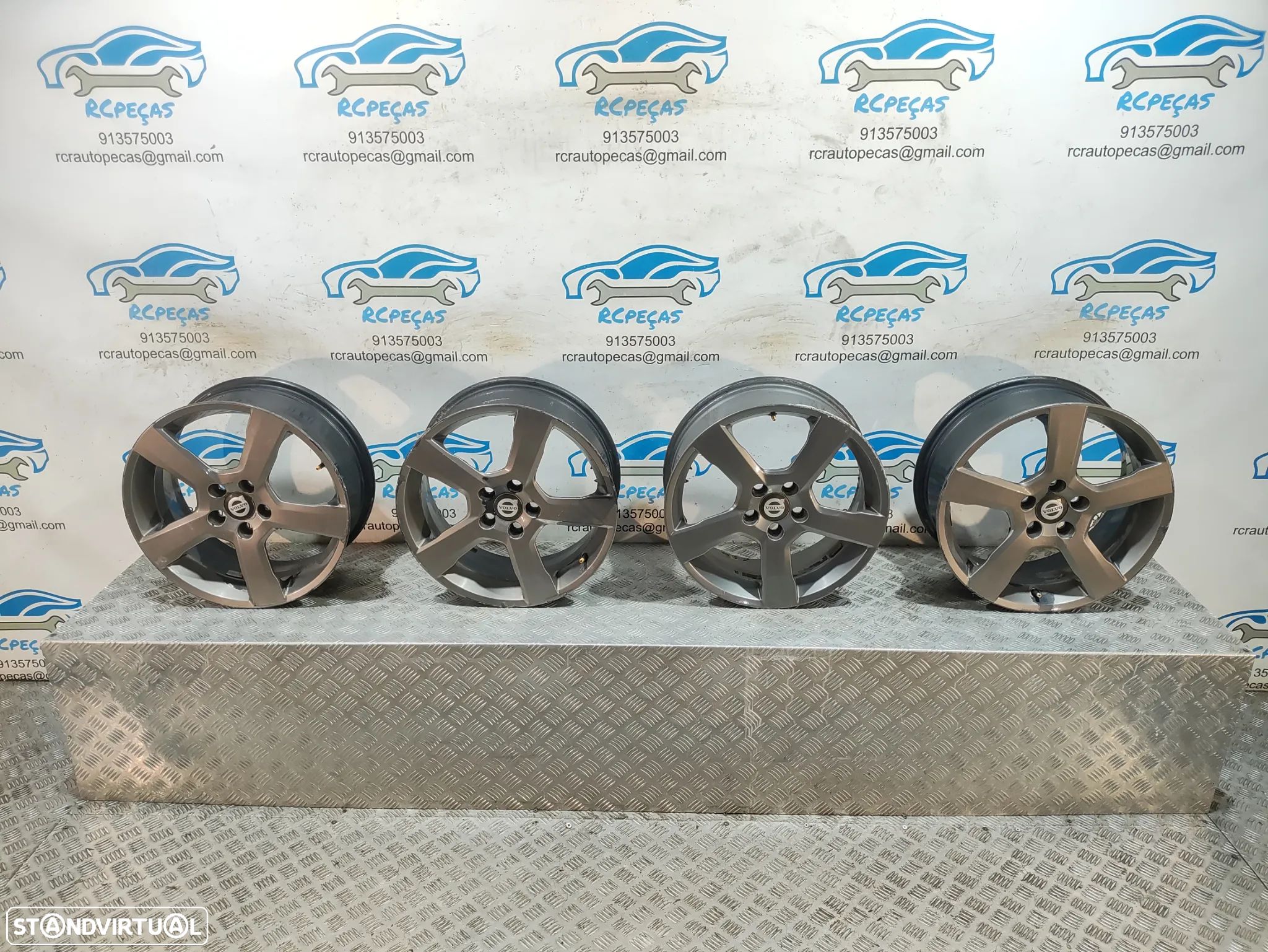 Conjunto Jantes 17 Originais Volvo C30 7J ET52,5 5x108 - 1