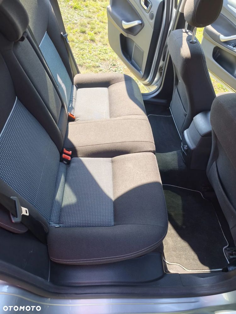 Ford Mondeo 1.6 Ti-VCT Trend - 15