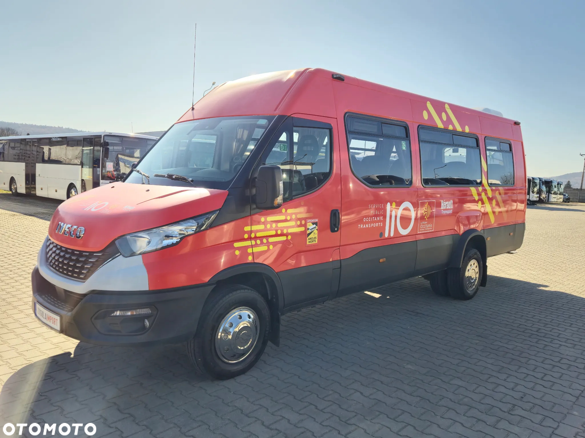 Iveco DAILY 65C18 / SPROWADZONE / 23 MIEJSCA/ KLIMATYZACJA/ WINDA DLA OSÓB NIEPEŁNOSPRAWNYCH - 11