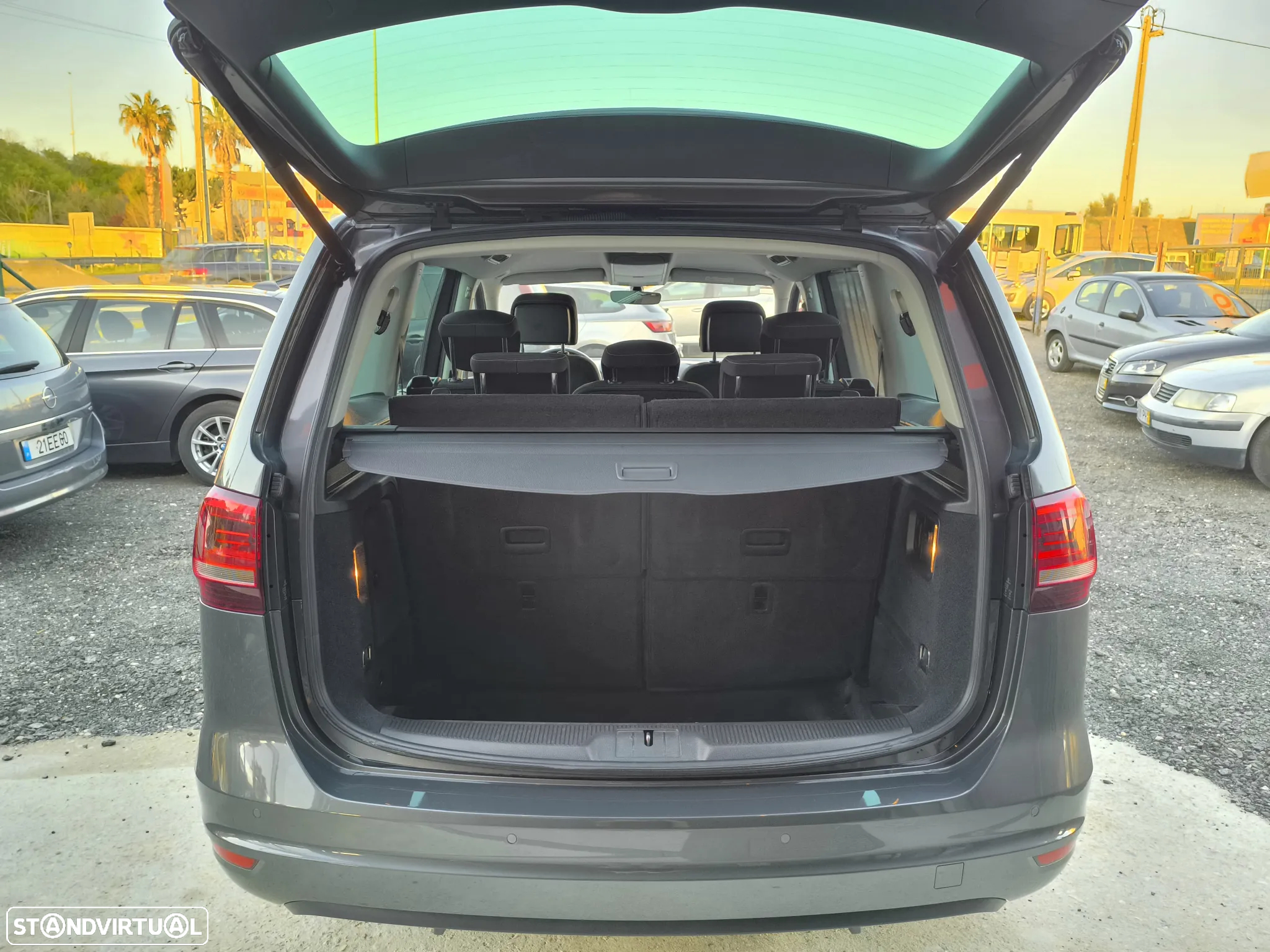 VW Sharan 2.0 TDI Blue Confortline - 18
