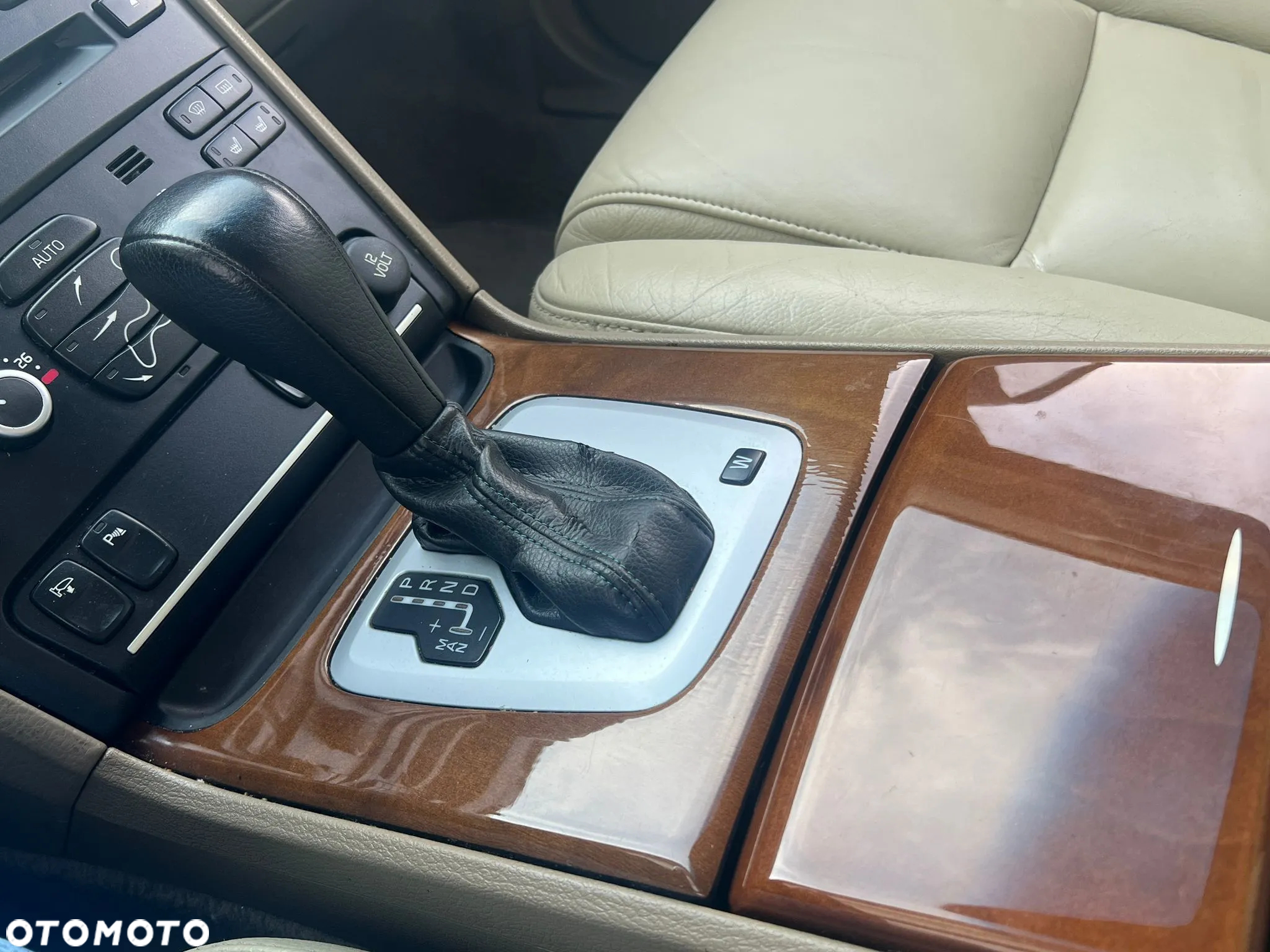 Volvo XC 90 3.2 AWD Summum - 30