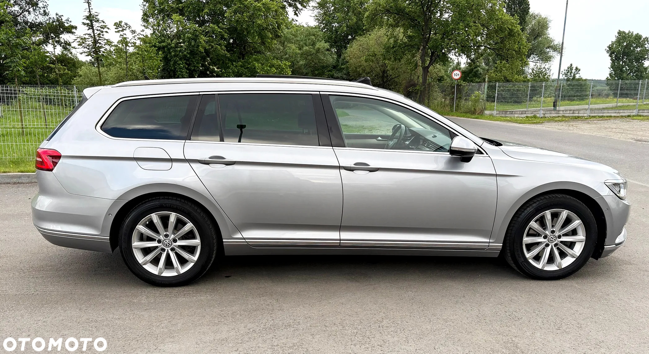 Volkswagen Passat 2.0 TDI BMT Highline - 18