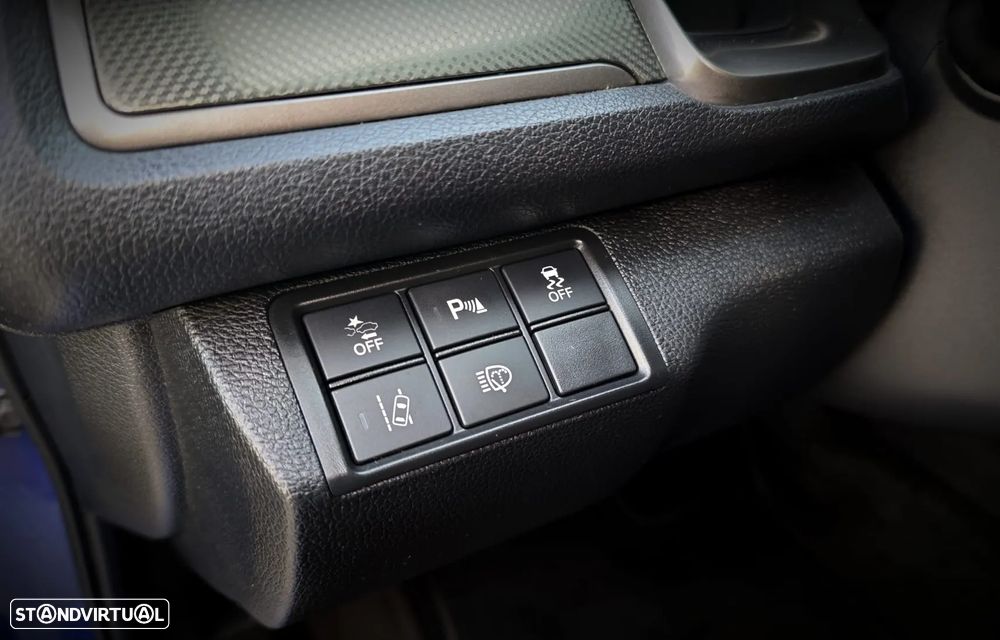 Honda Civic 1.6 i-DTEC Executive Premium 9AT - 36
