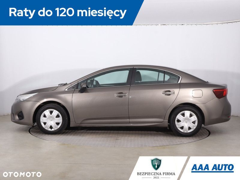 Toyota Avensis - 4