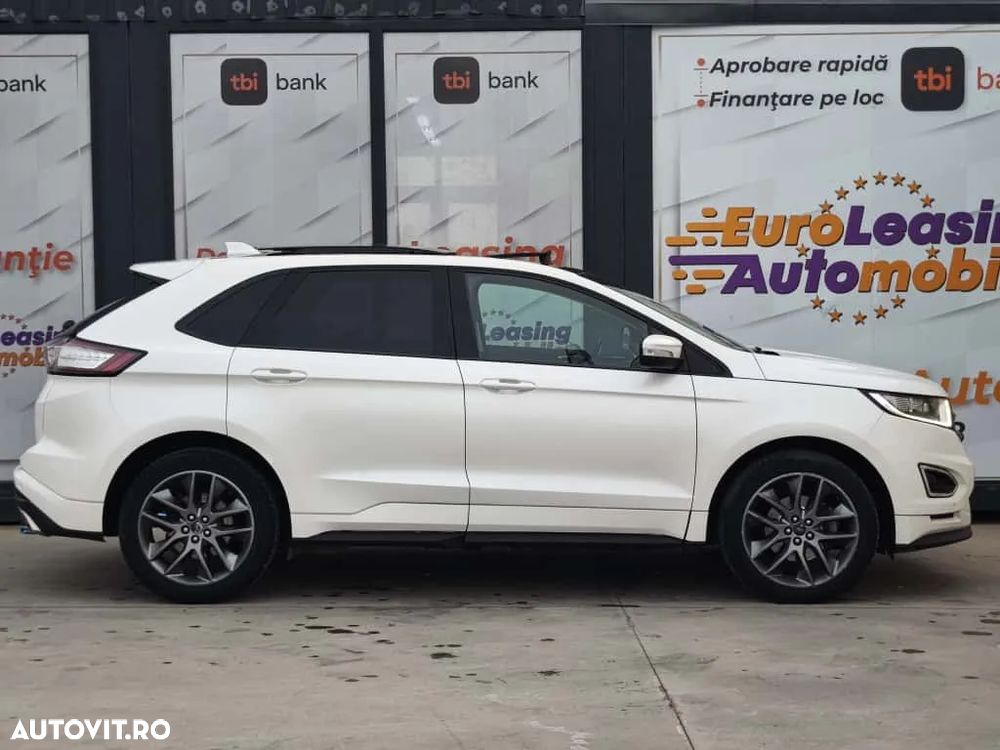 Ford Edge 2.0 TDCi Powershift Titanium - 4