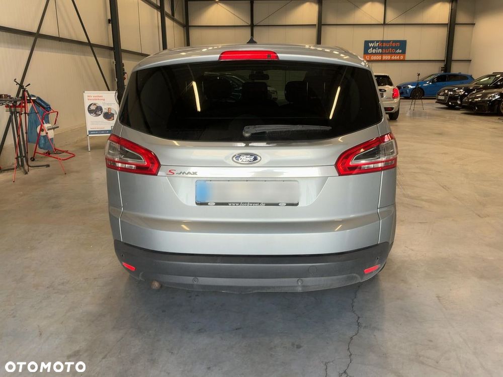 Ford S-Max - 7