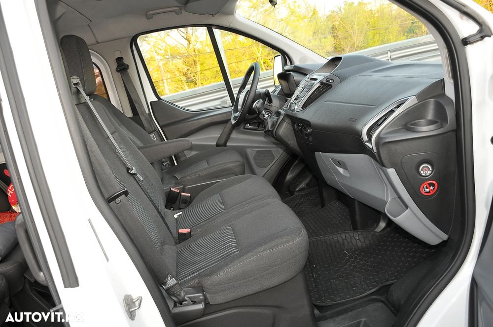 Ford Transit Custom - 11