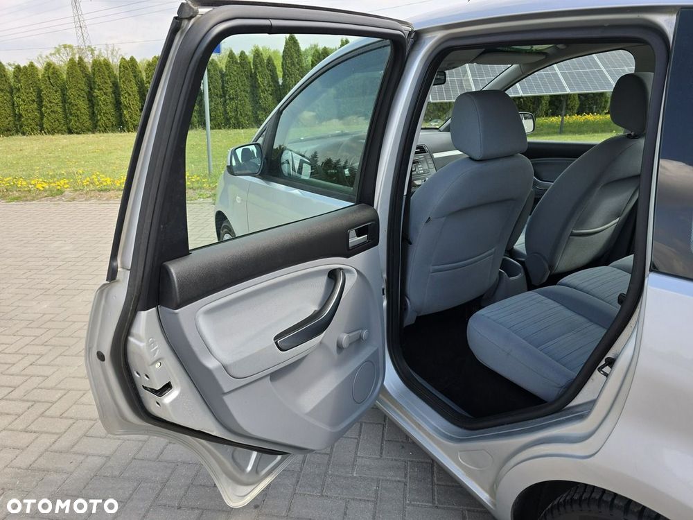 Ford C-MAX - 22