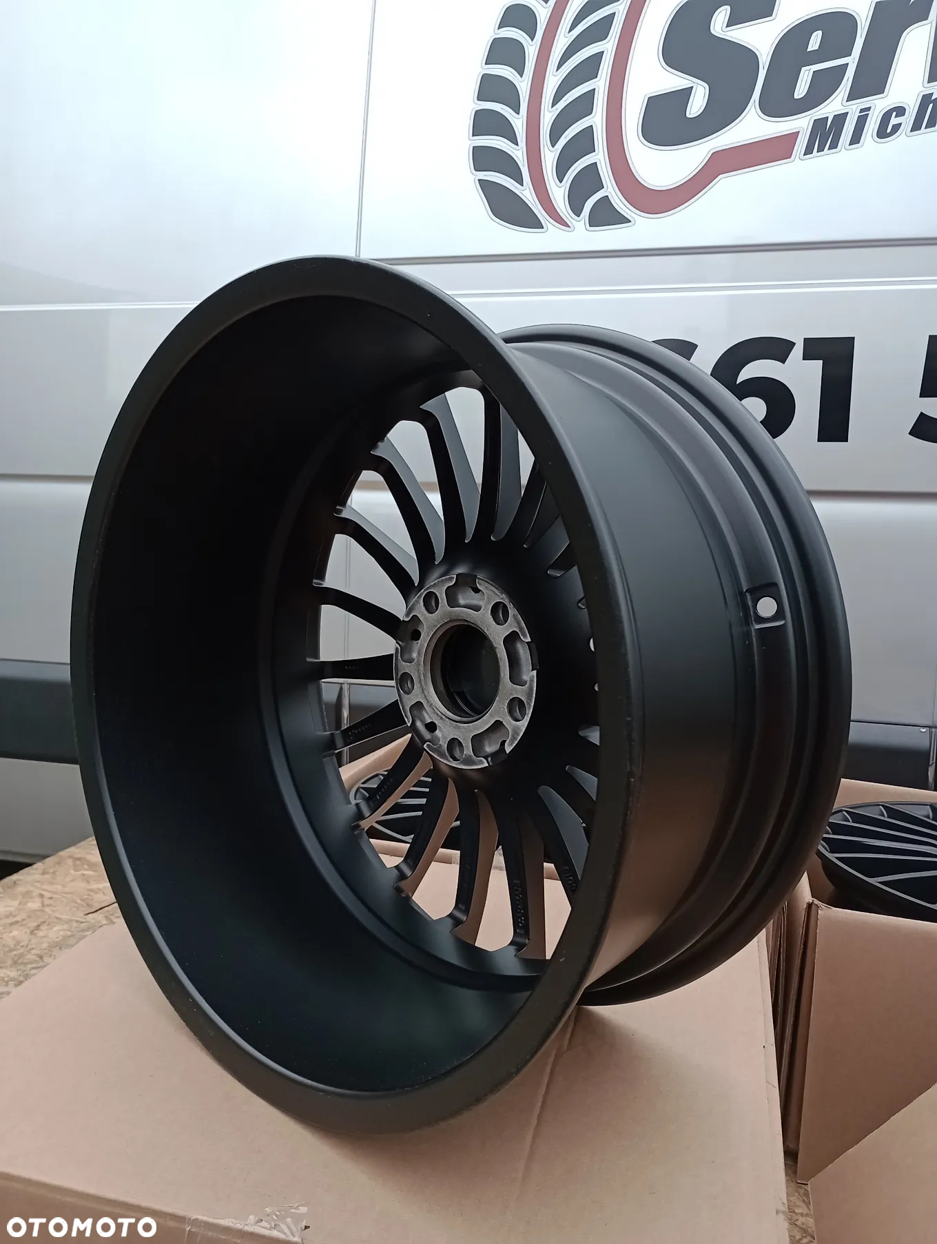 FELGI ALUMINIOWE NOWE 5x112 R18 8J ET45 AUDI A3 A4 A5 A6 A8 Q2 Q3 - 8