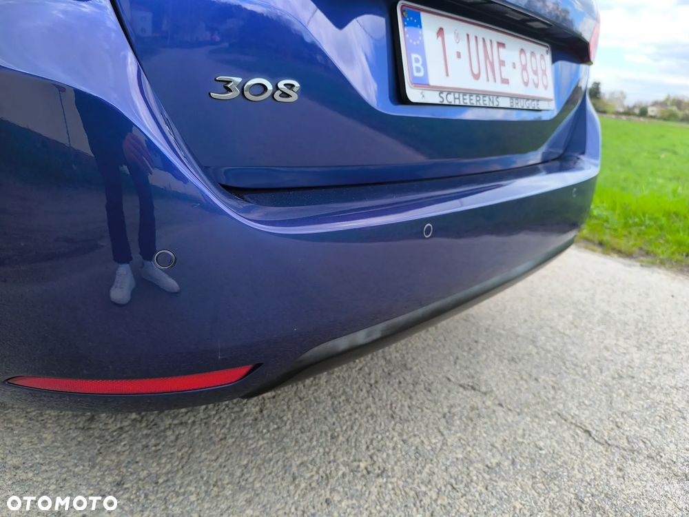 Peugeot 308 BlueHDi 130 Stop & Start Allure Business-Paket - 11