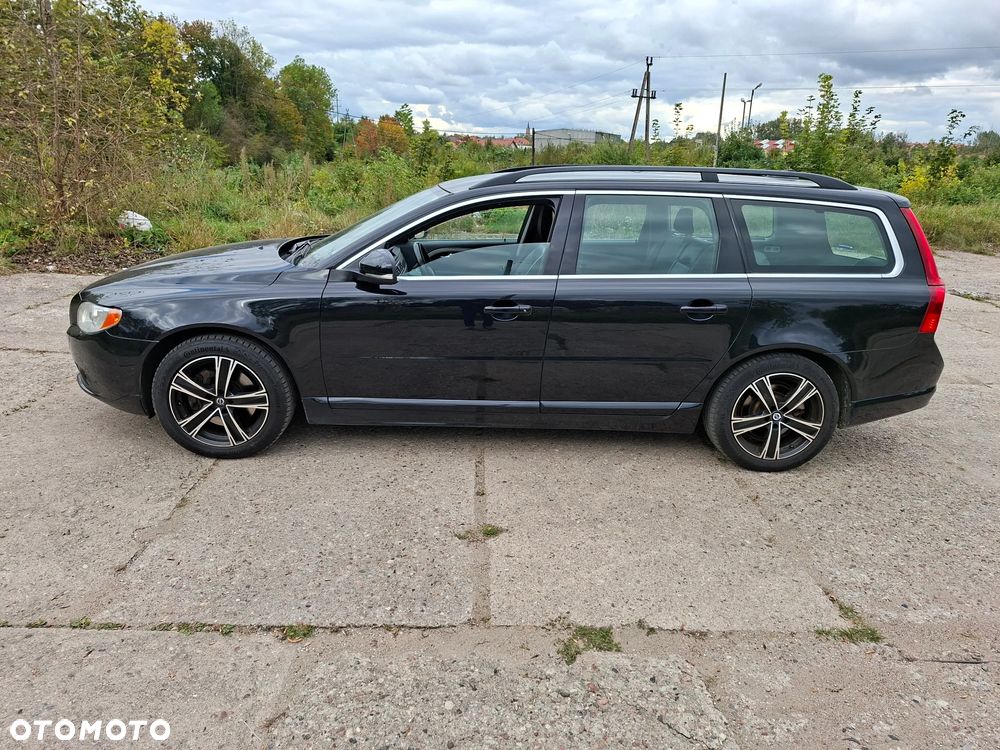 Volvo V70 2.5T Momentum - 12