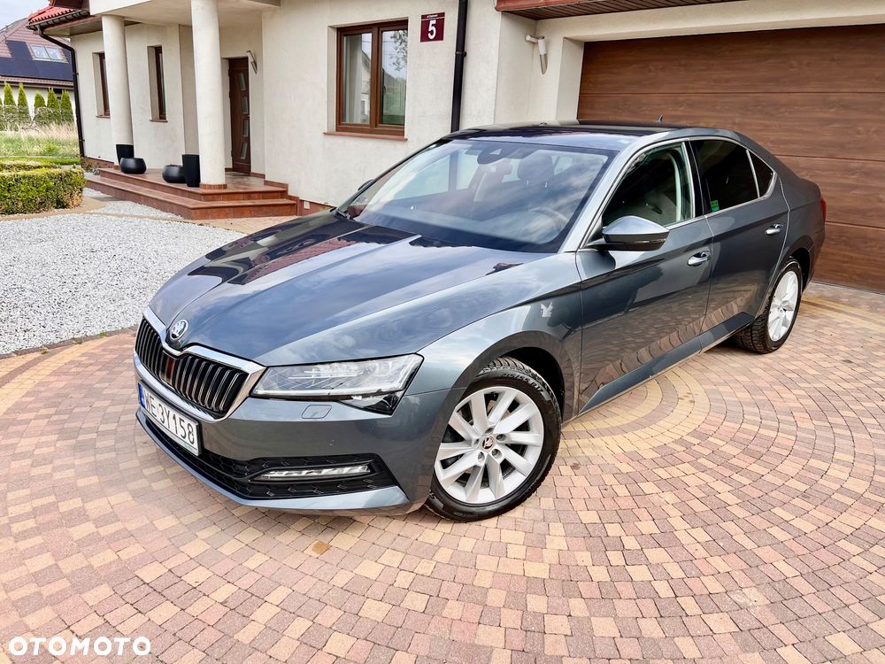 Skoda Superb ver-2-0-tdi-scr-ambition-dsg - 14
