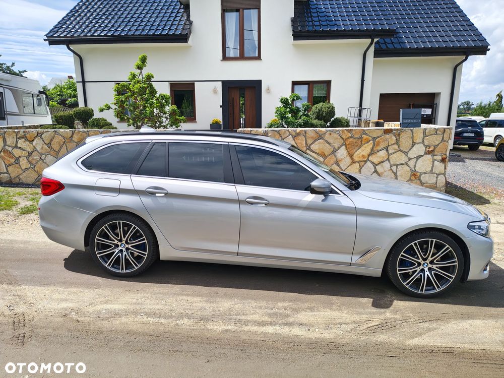 BMW Seria 5 530d xDrive Sport Line - 4