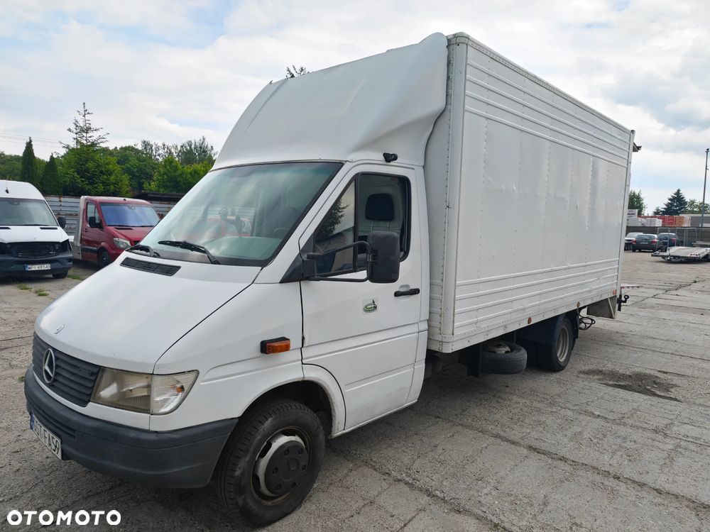 Mercedes-Benz Sprinter 412 - 1