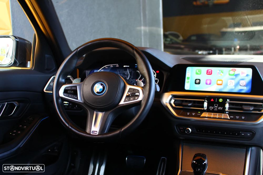 BMW 320 e Pack M Auto - 13