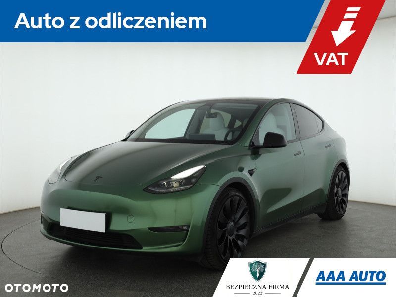 Tesla Model Y - 2