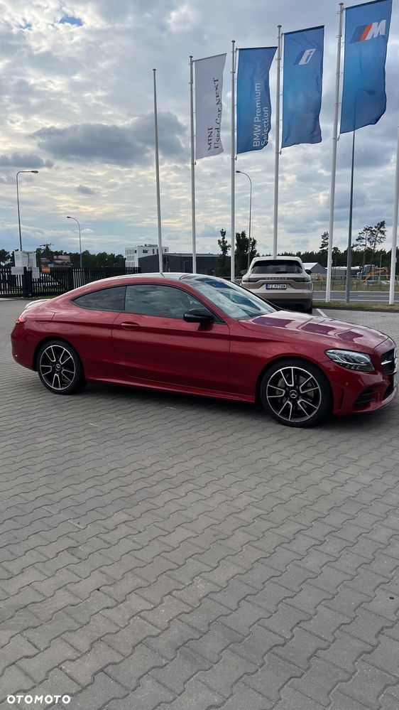 Mercedes-Benz Klasa C 300 9G-TRONIC AMG Line - 5