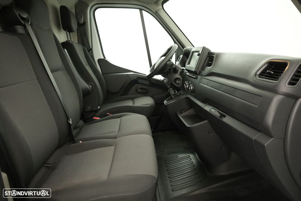 Renault master ver-2-3-dci-l2h2-3-5t - 21