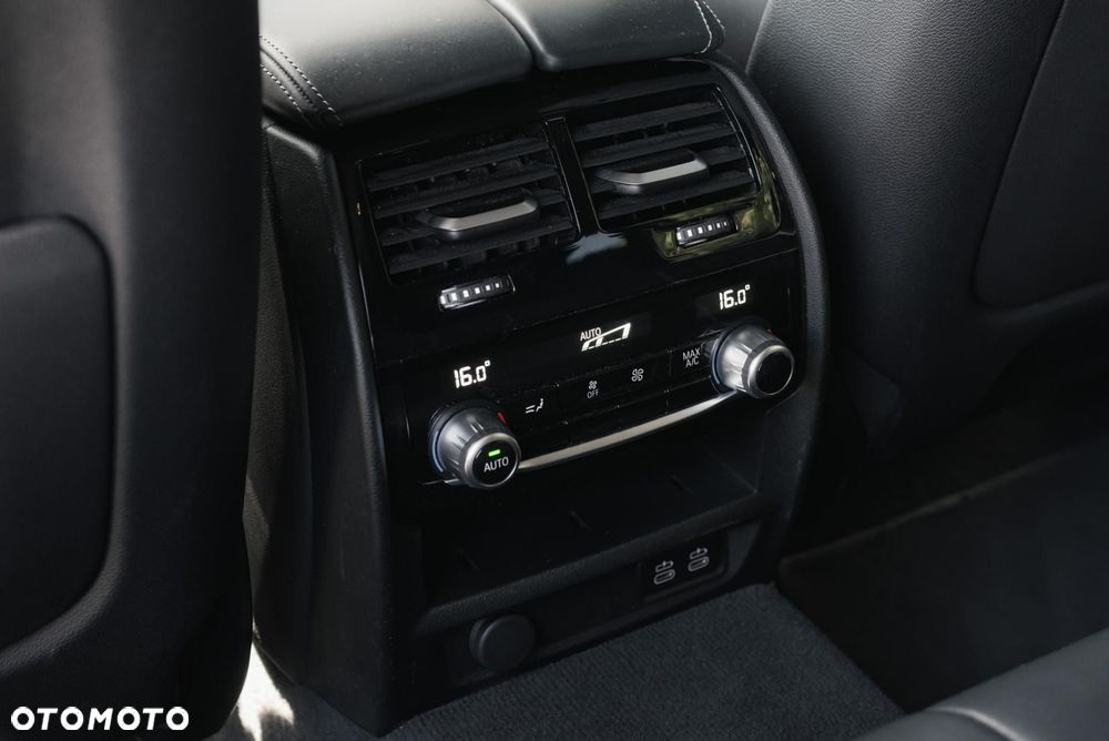 BMW Seria 5 540i xDrive mHEV M Sport sport - 35