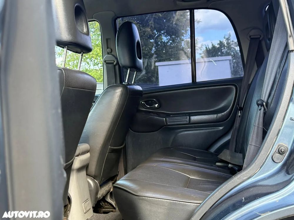 Suzuki Grand Vitara 2.0 TD Comfort - 7