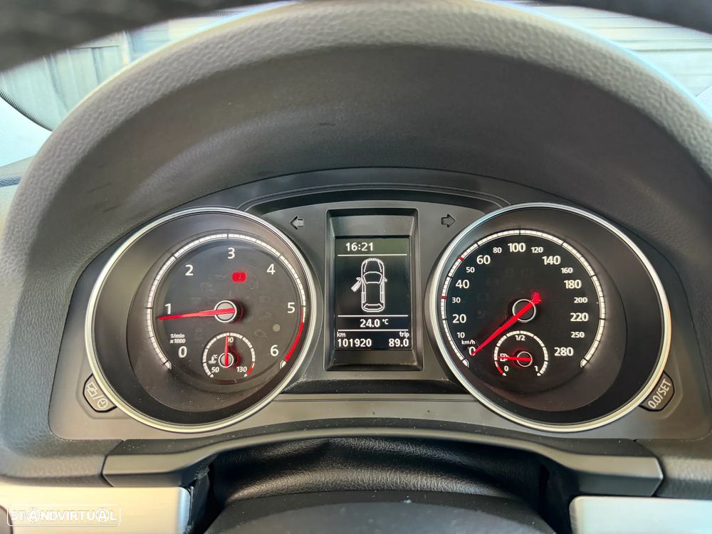 VW Scirocco 2.0 TDI Sport - 29