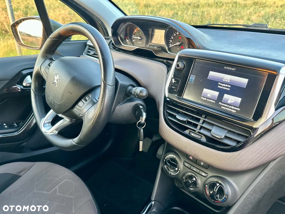 Peugeot 2008 PureTech 82 Urban Move - 4