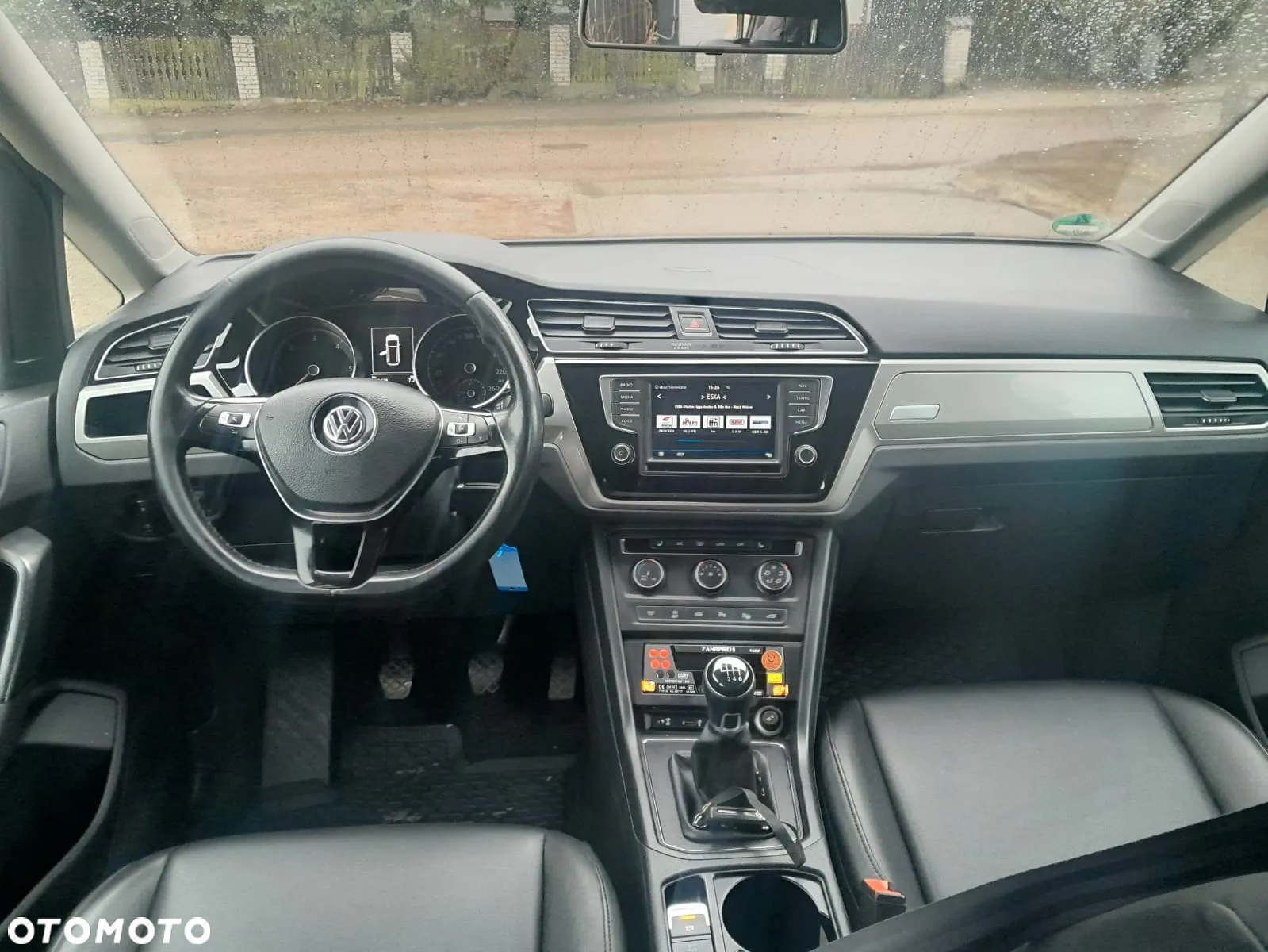 Volkswagen Touran - 13