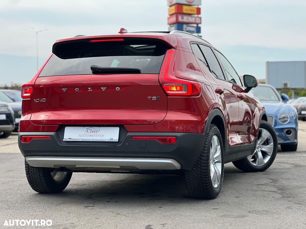 Volvo XC 40 T5 AWD Momentum Pro - 8
